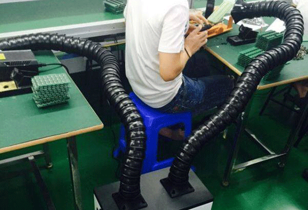 來(lái)看看廠(chǎng)家是如何處理直流電機噪聲的。