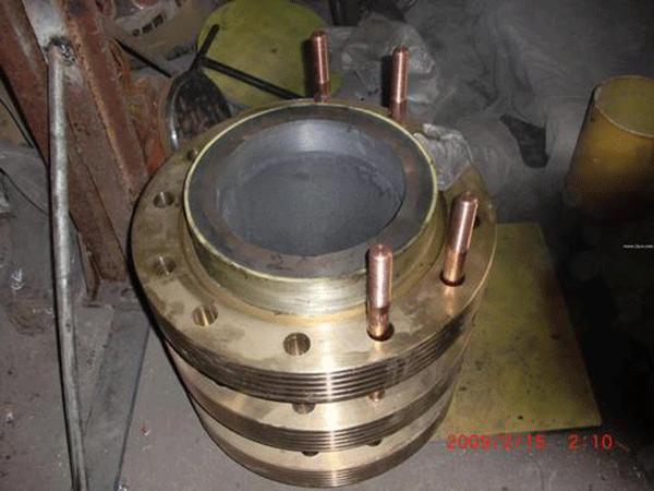 如何在加工過(guò)程中防止電機滑環(huán)損壞？