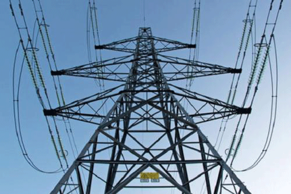 YRKK高壓電機必須承受多大的電壓？